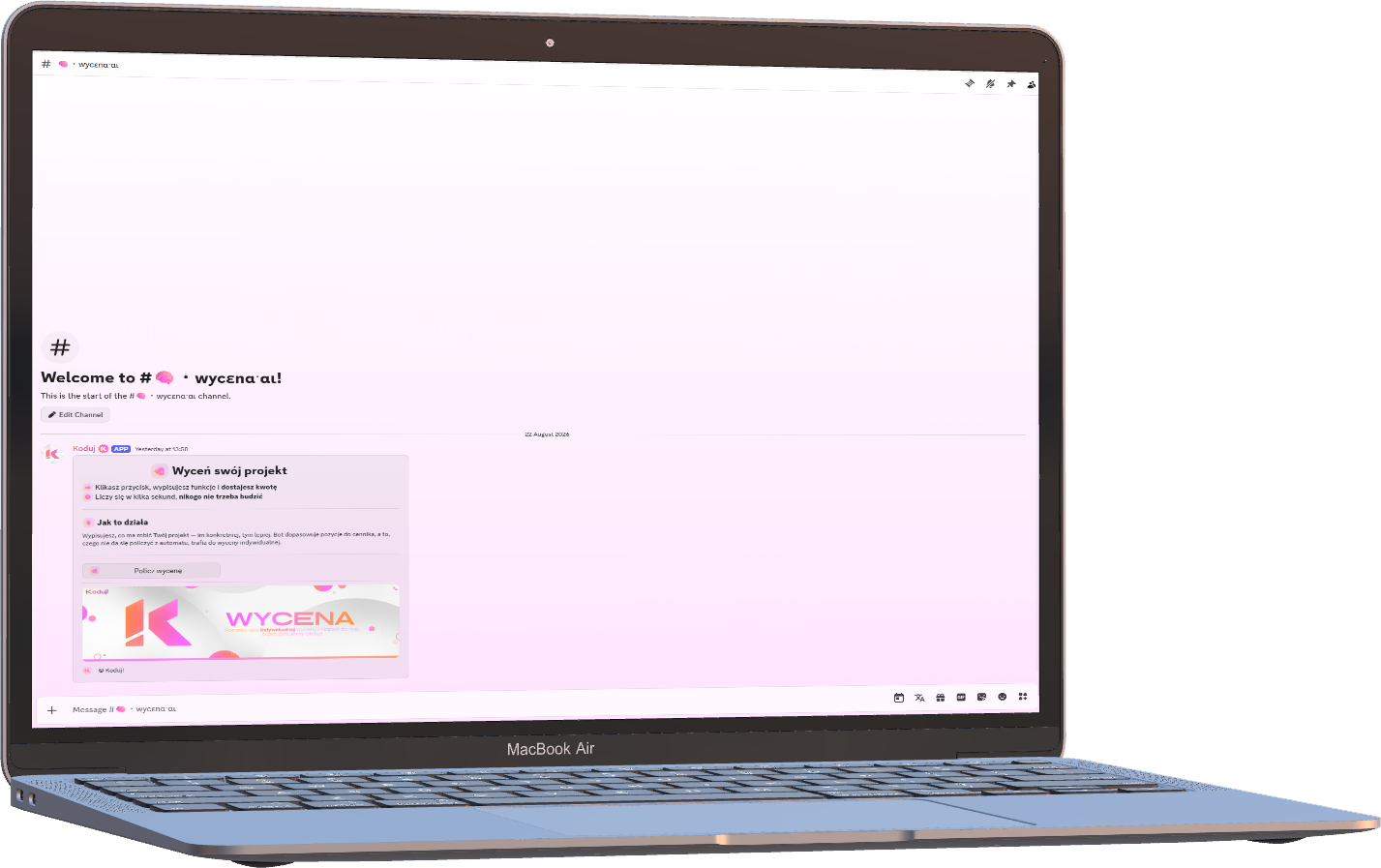 Wycena projektu w kanale Discord otwarta na MacBooku Air
